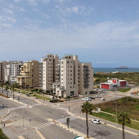 Sea& Sun Apartment Hadera Exterior photo