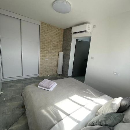 Sea& Sun Apartment Hadera Exterior photo