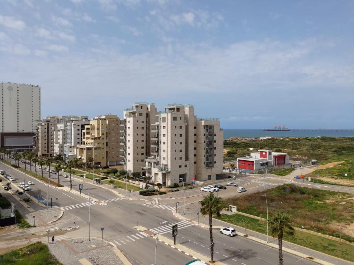 Sea& Sun Apartment Hadera Exterior photo